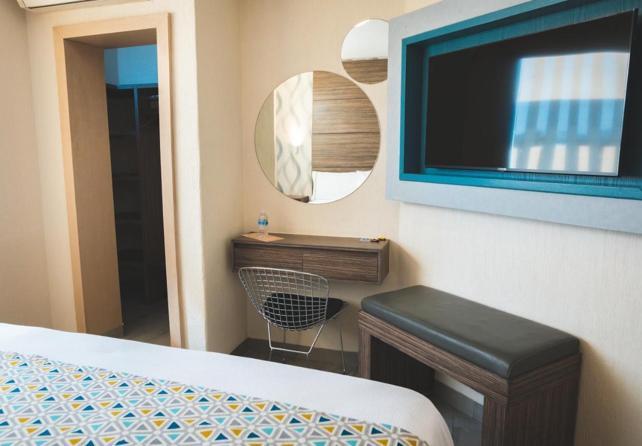 Hotel Expo Abastos Гуадалахара Екстериор снимка