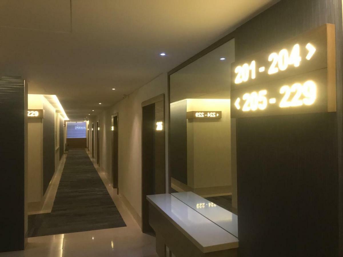 Hotel Expo Abastos Гуадалахара Екстериор снимка